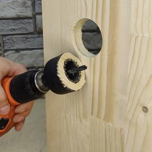 Расширить отверстие коронкой — фото 4