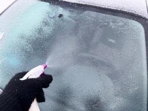 Снять наледь со стёкол авто — фото 3